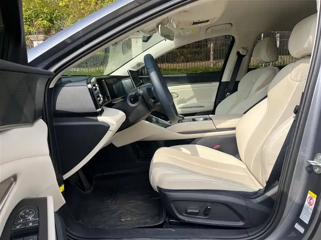 BYD Qin L 2025 из CN, фото 2