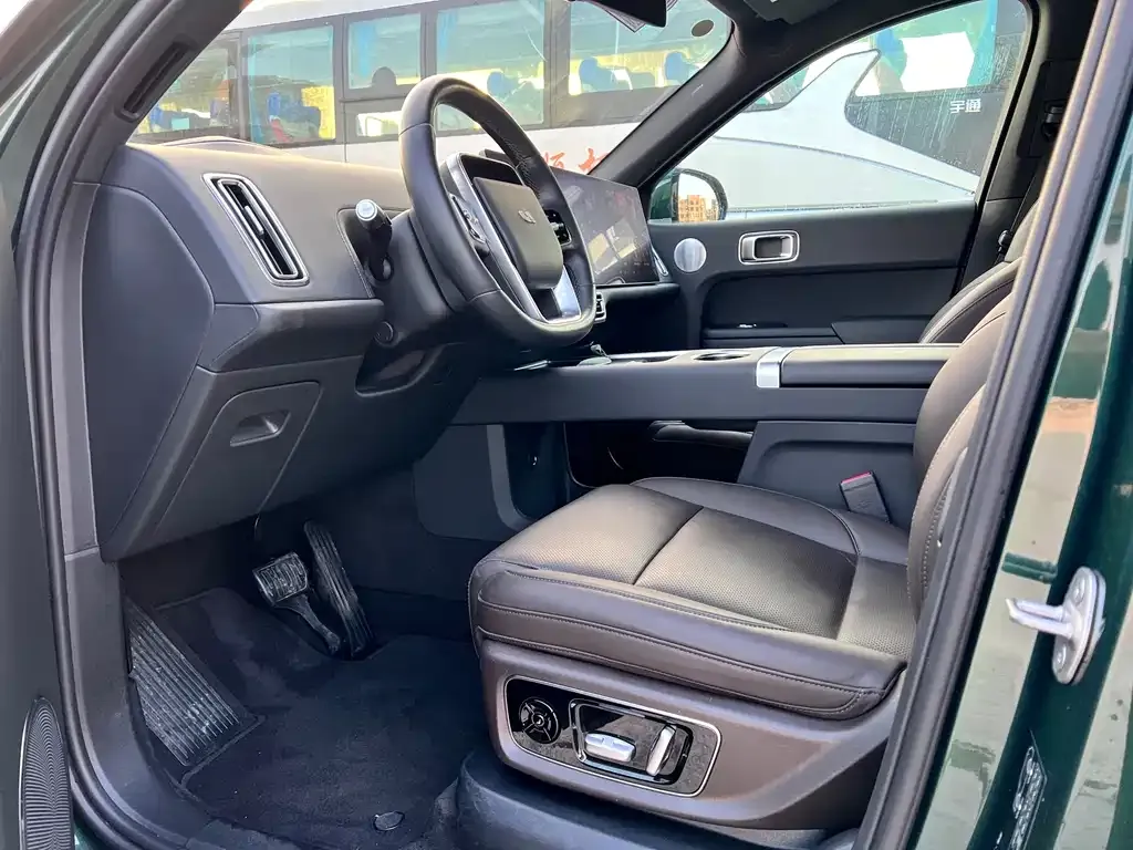Li Auto L8 2022 из CN, фото 3