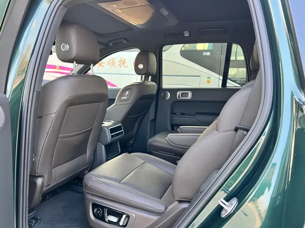 Li Auto L8 2022 из CN, фото 2