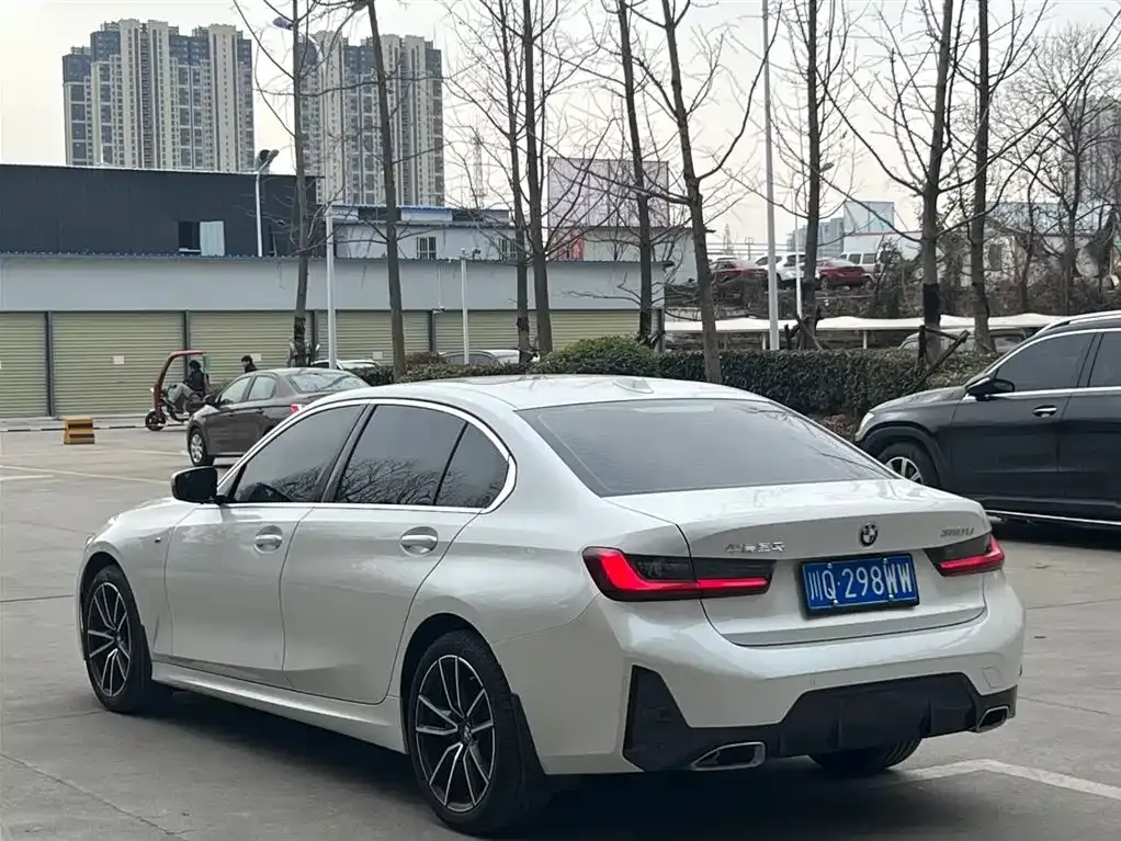 BMW 3 Series 2023 из CN, фото 8