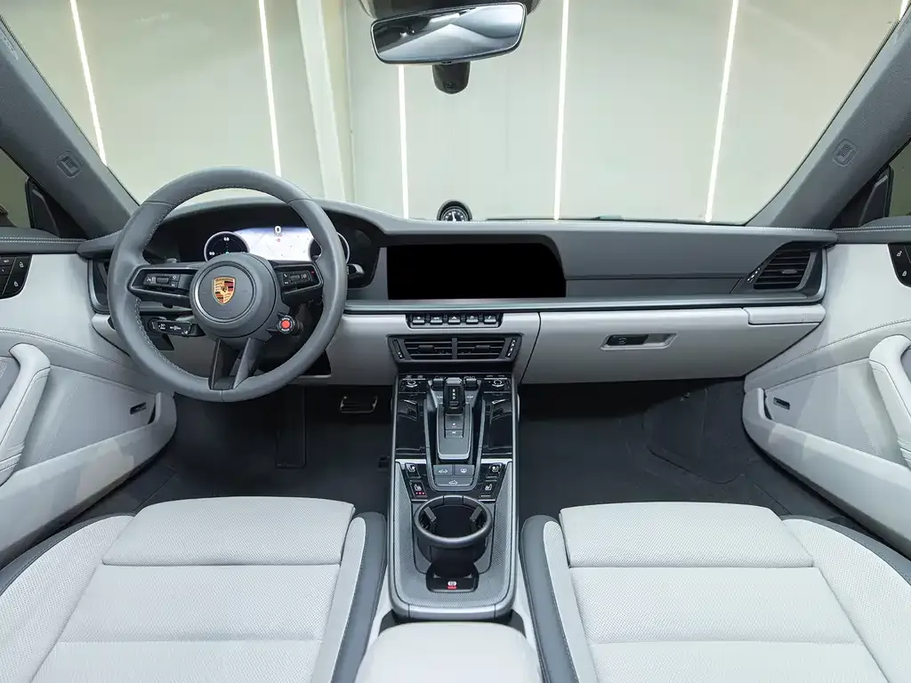 Porsche 911 2025 из CN, фото 8