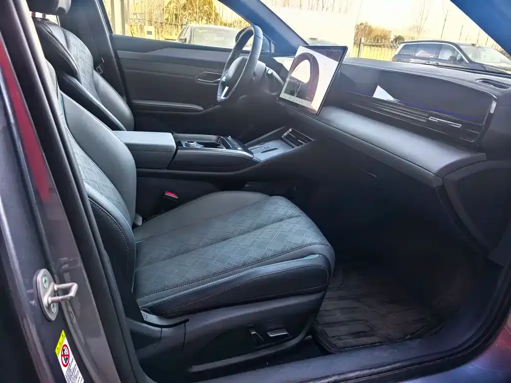 BYD Qin L 2025 из CN, фото 5