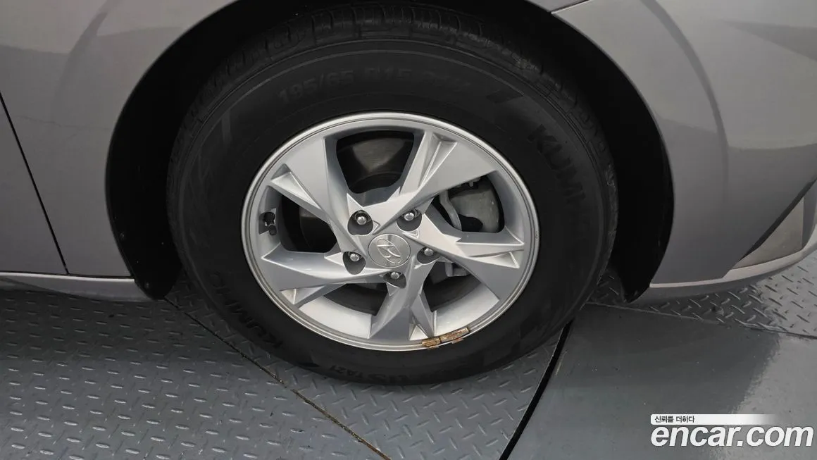 Hyundai AVANTE 2022 из KR, фото 2