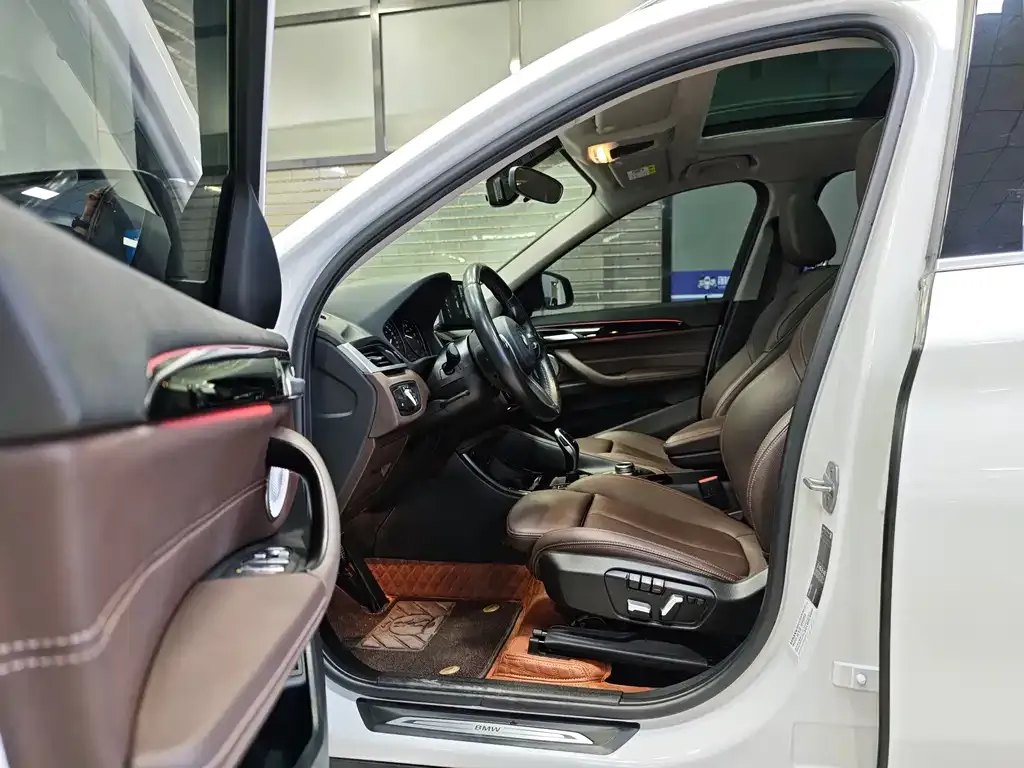 BMW X1 2021 из CN, фото 9