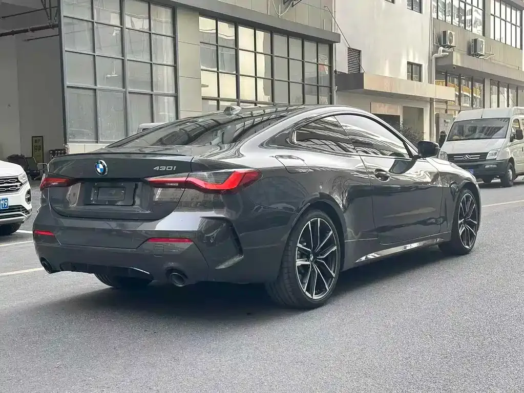 BMW 4 Series 2023 из CN, фото 7