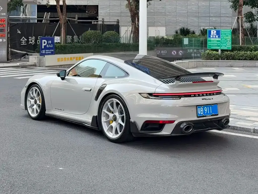 Porsche 911 2021 из CN, фото 9