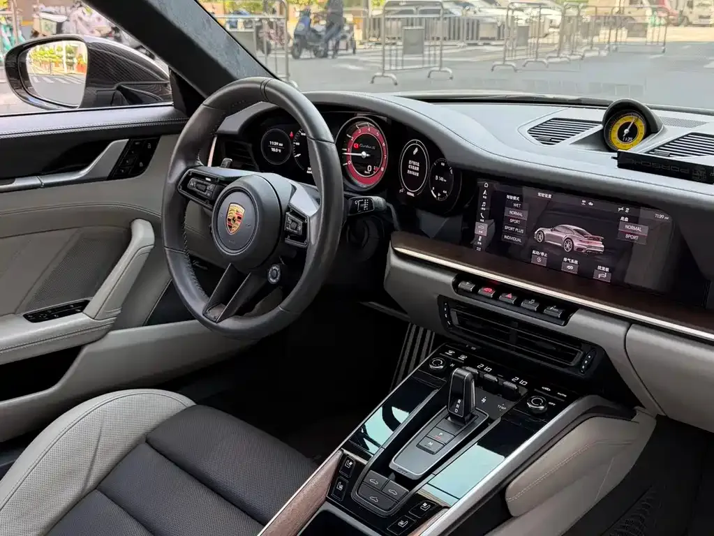 Porsche 911 2021 из CN, фото 3