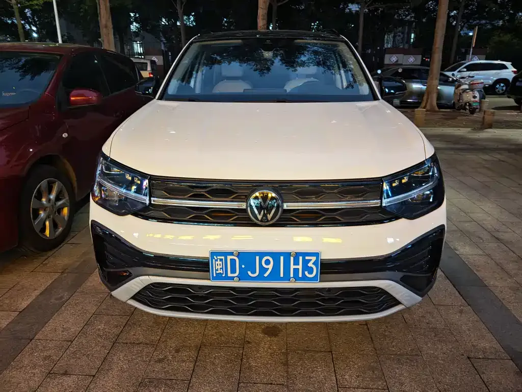 Volkswagen Tharu 2023 из CN, фото 3