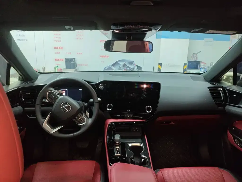 Lexus NX 2025 из CN, фото 3