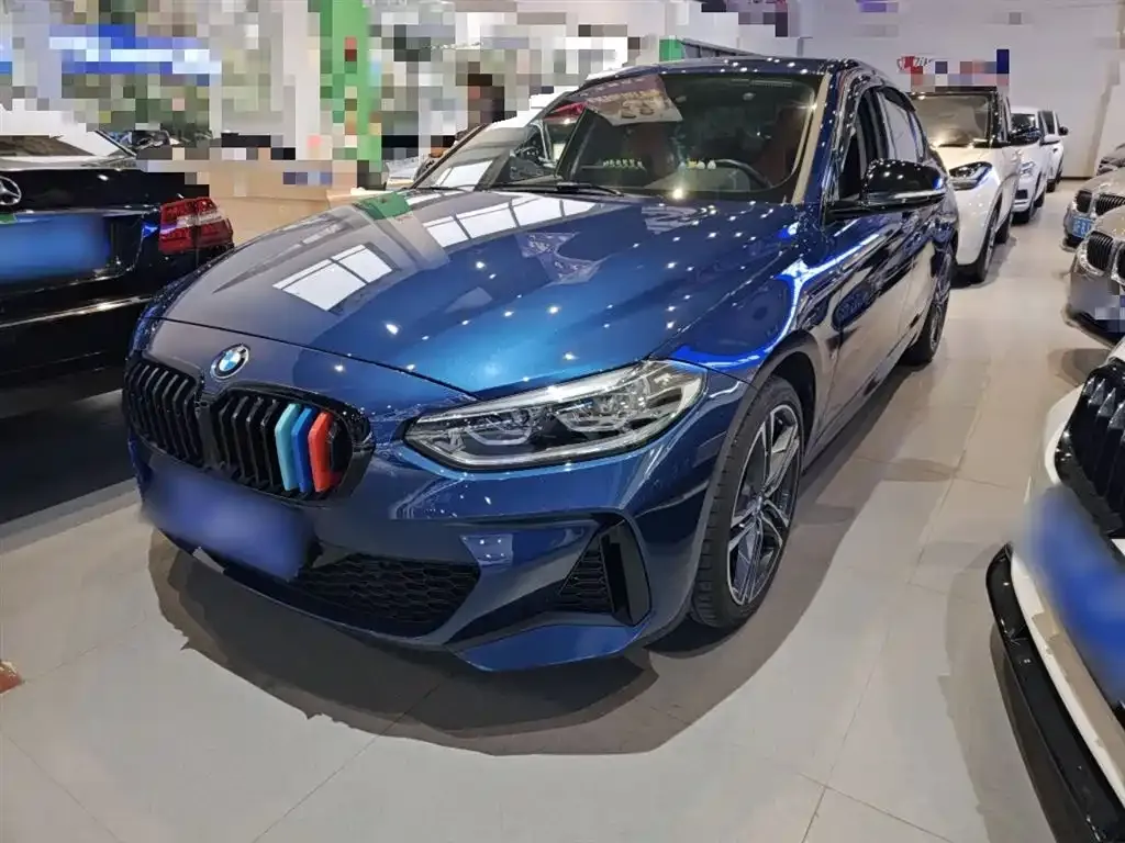 BMW 1 Series 2021 из CN, фото 1