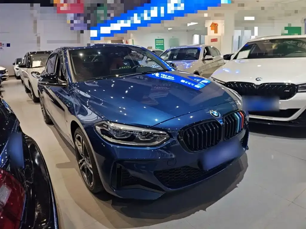 BMW 1 Series 2021 из CN, фото 3