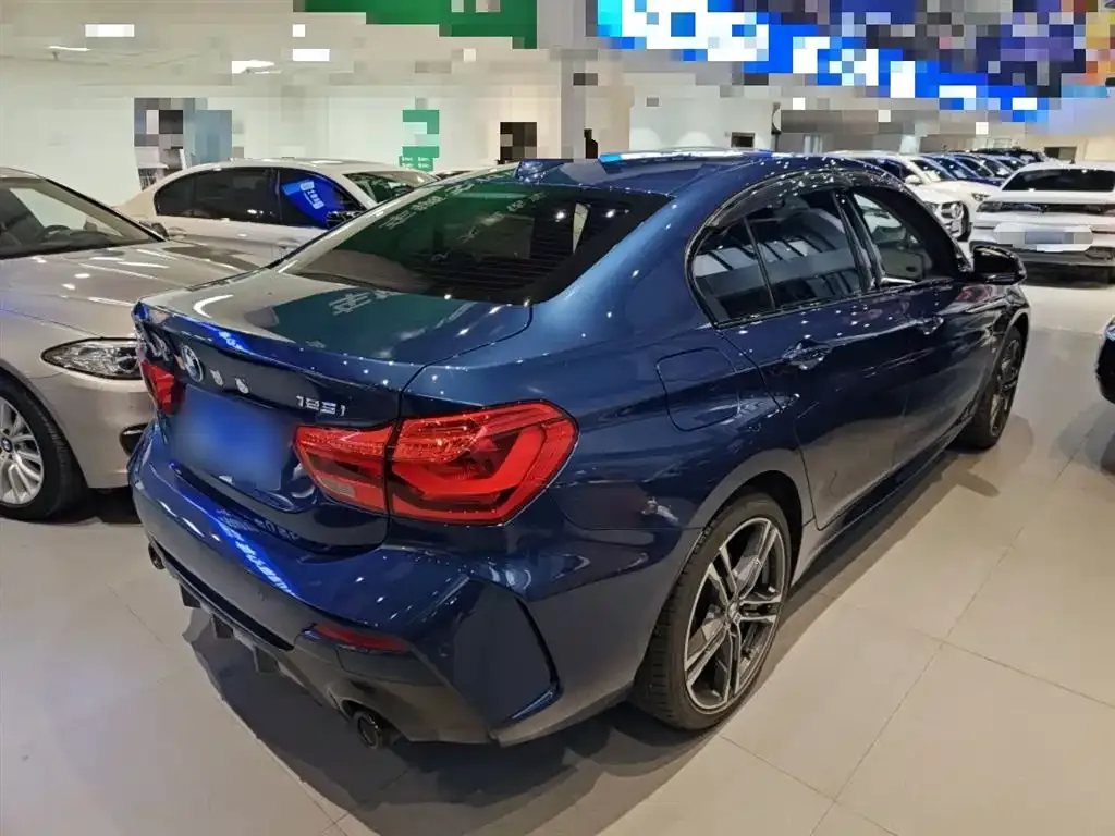 BMW 1 Series 2021 из CN, фото 5