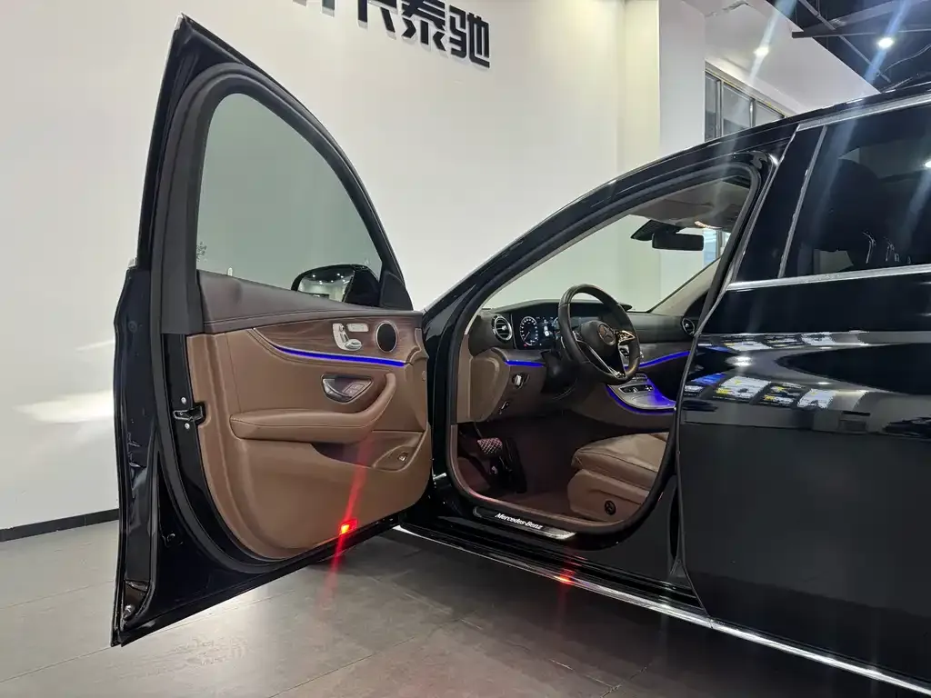 Mercedes-Benz E-Class 2022 из CN, фото 9
