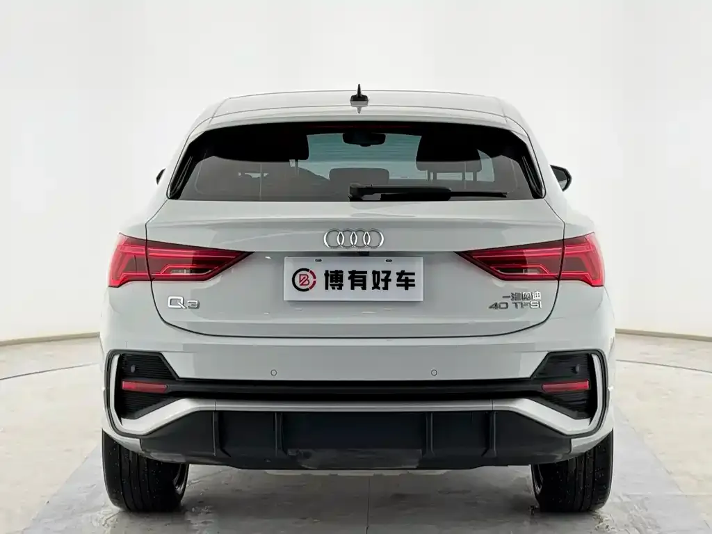 Audi Q3 Sportback — фото 5