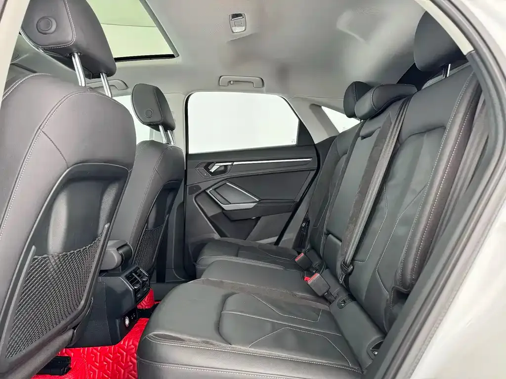 Audi Q3 Sportback — фото 4