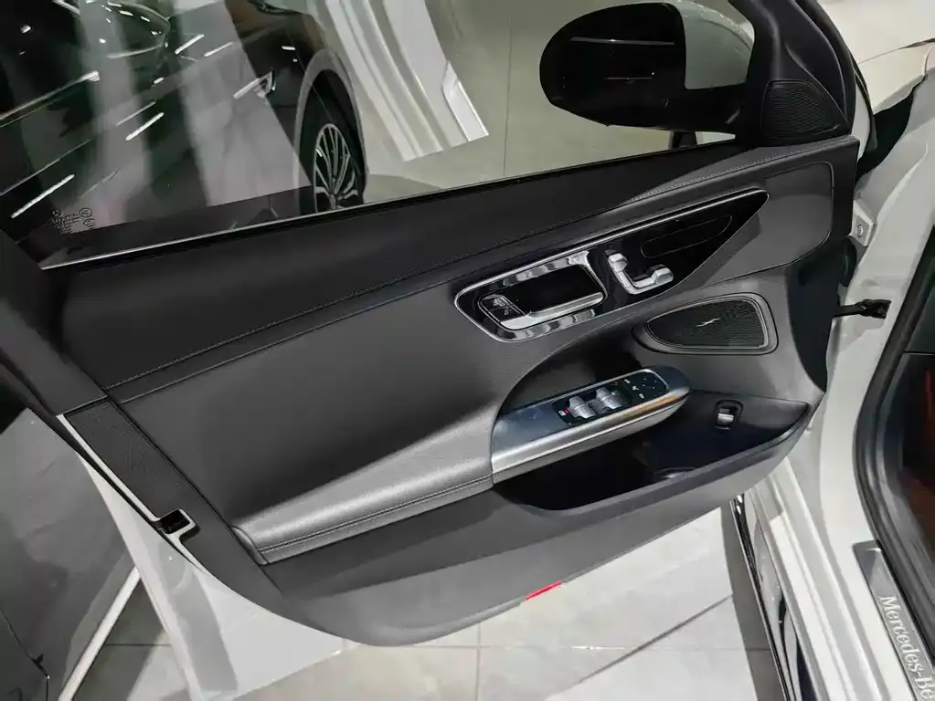 Mercedes-Benz C-Class 2023 из CN, фото 3