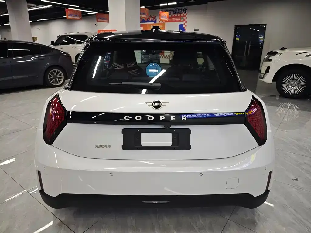 MINI Cooper EV 2026 из CN, фото 3