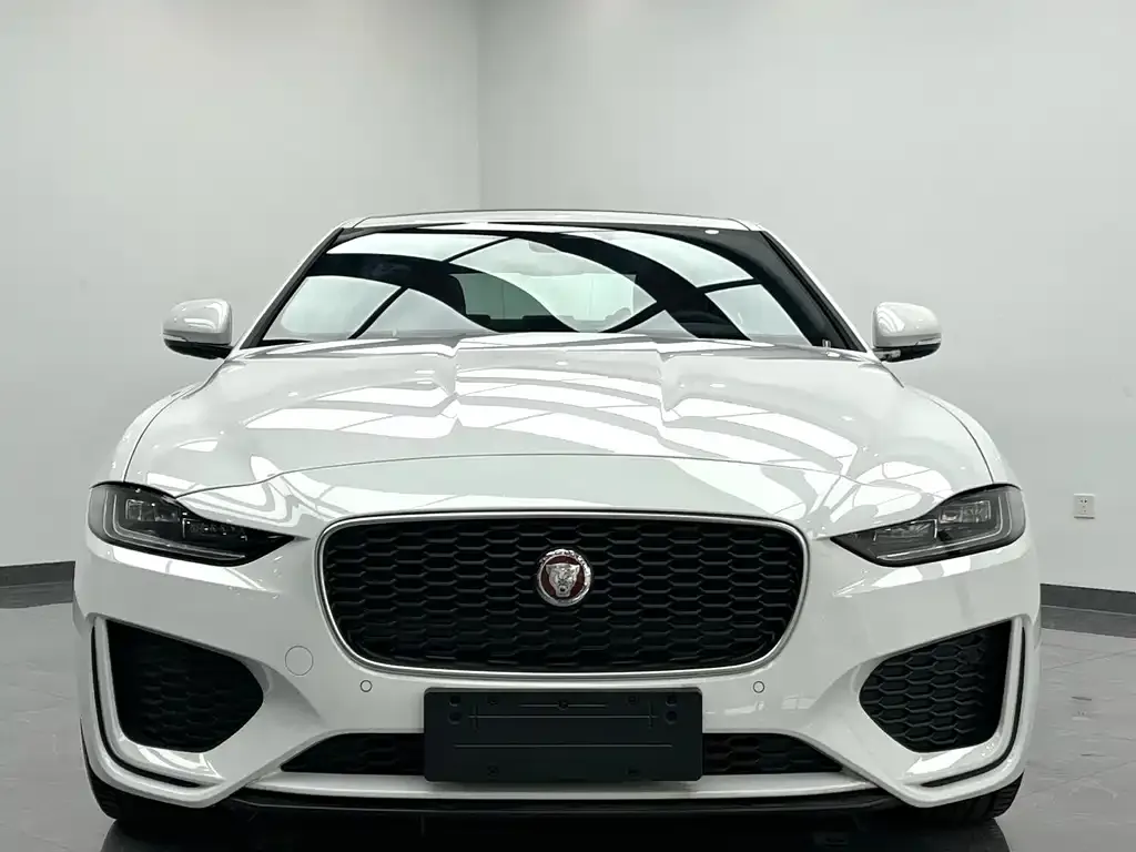 Jaguar XEL 2023 из CN, фото 3