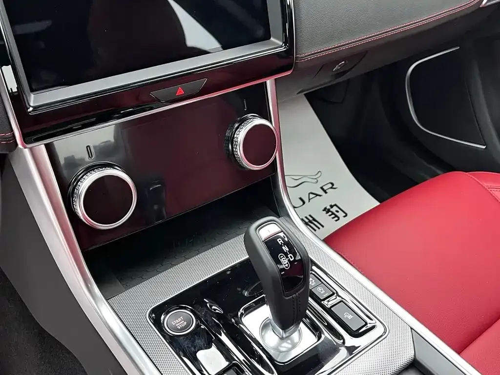Jaguar XEL 2023 из CN, фото 4