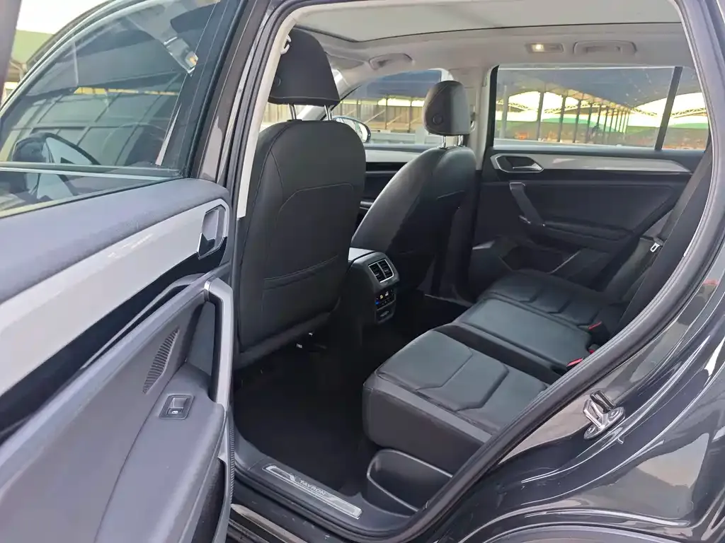 Volkswagen Tayron 2021 из CN, фото 5