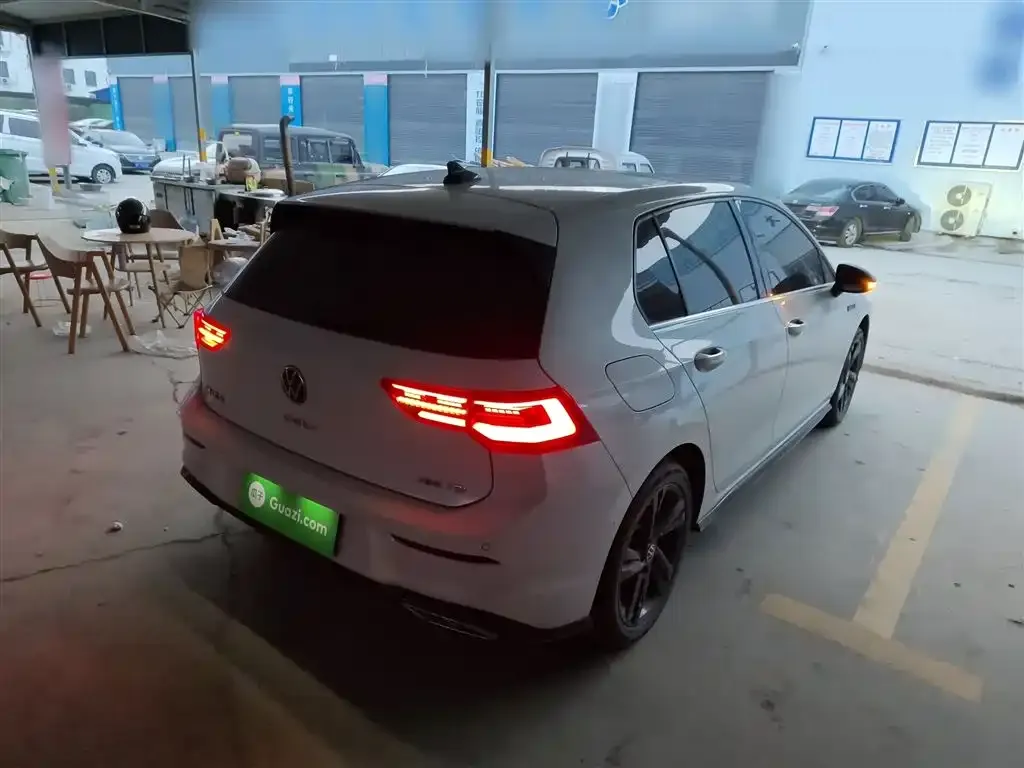 Volkswagen Golf 2022 из CN, фото 8