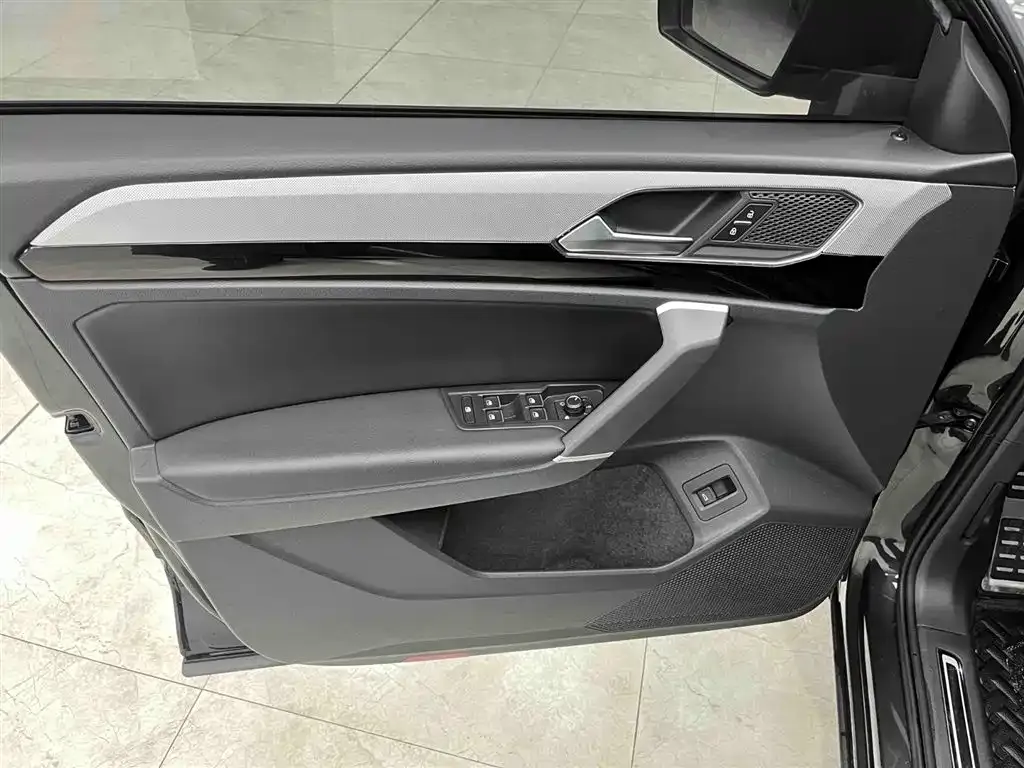 Volkswagen Tayron 2022 из CN, фото 7