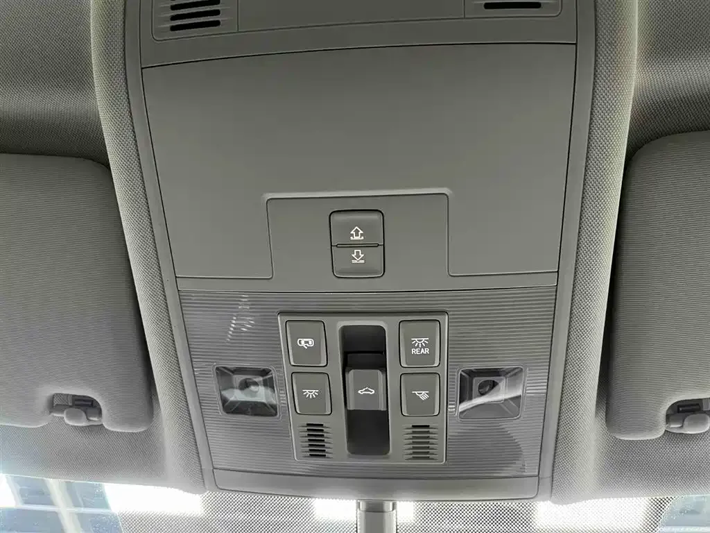 Volkswagen Tayron 2022 из CN, фото 8