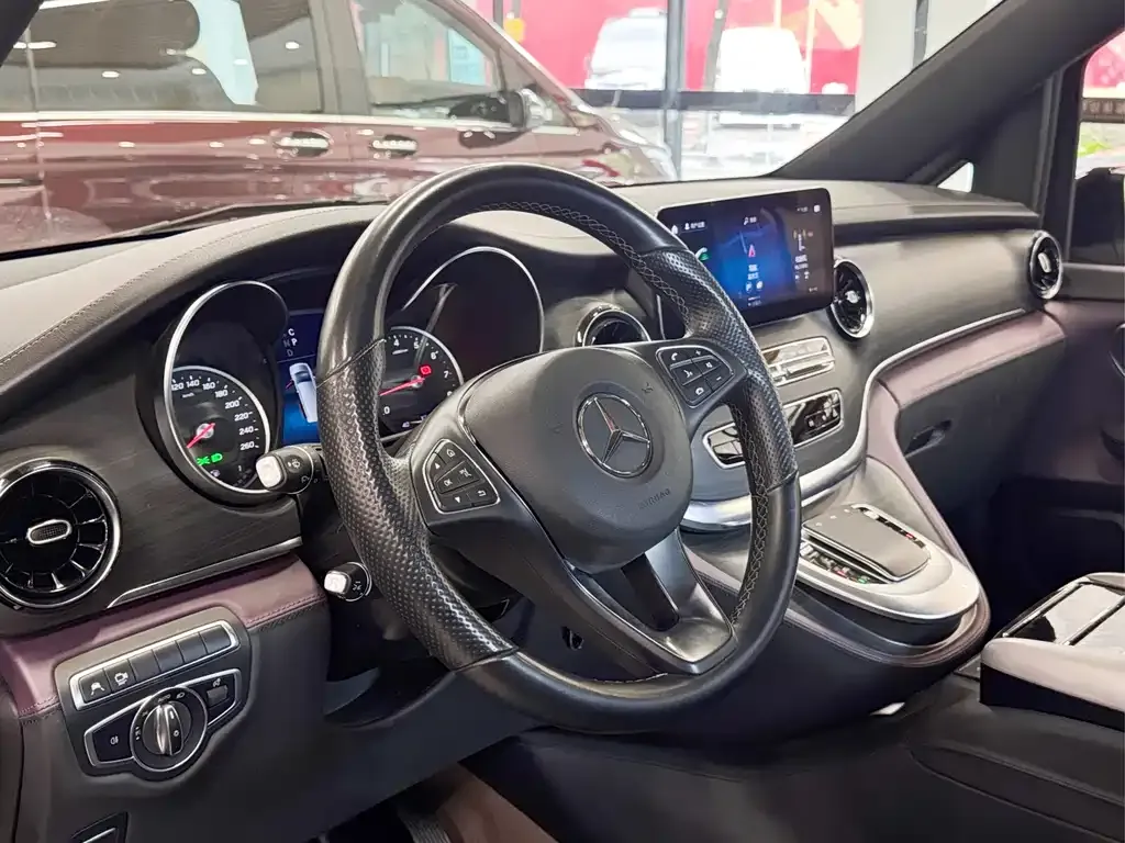 Mercedes-Benz V-Class 2022 из CN, фото 5