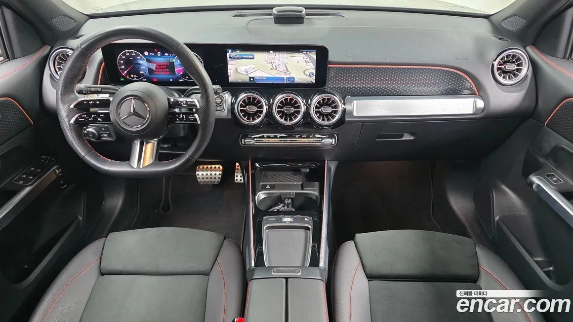 Mercedes-Benz GLB-Class — фото 10