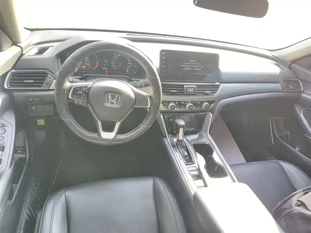 Honda Accord 2023 из CN, фото 5