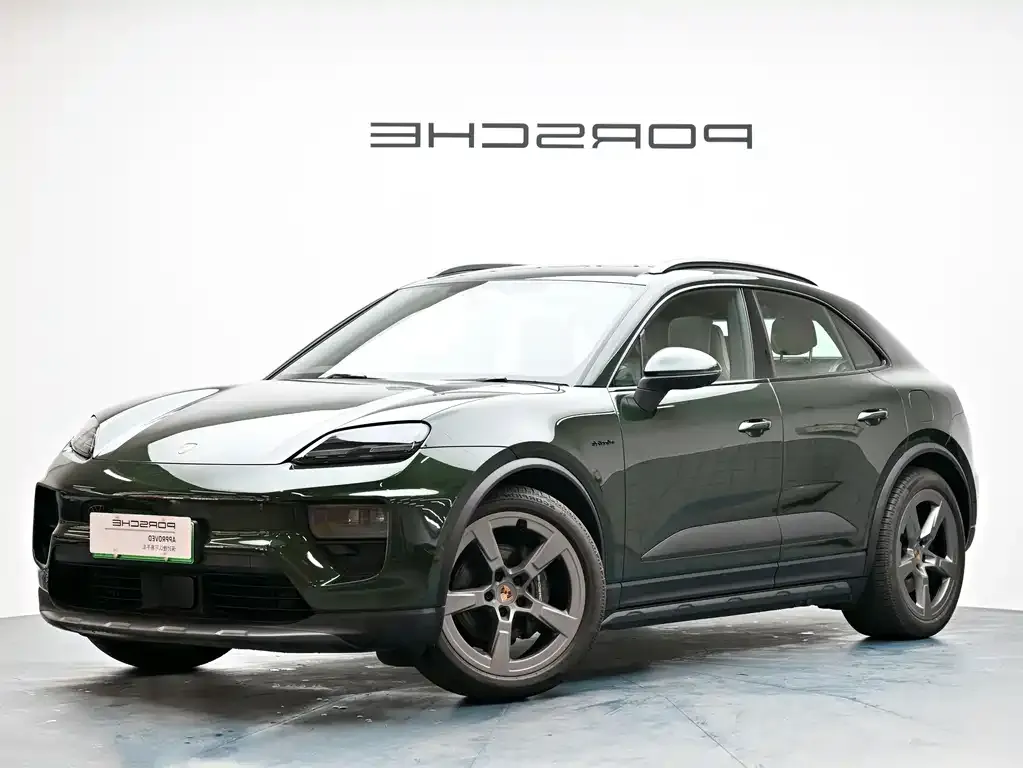 Porsche Macan EV