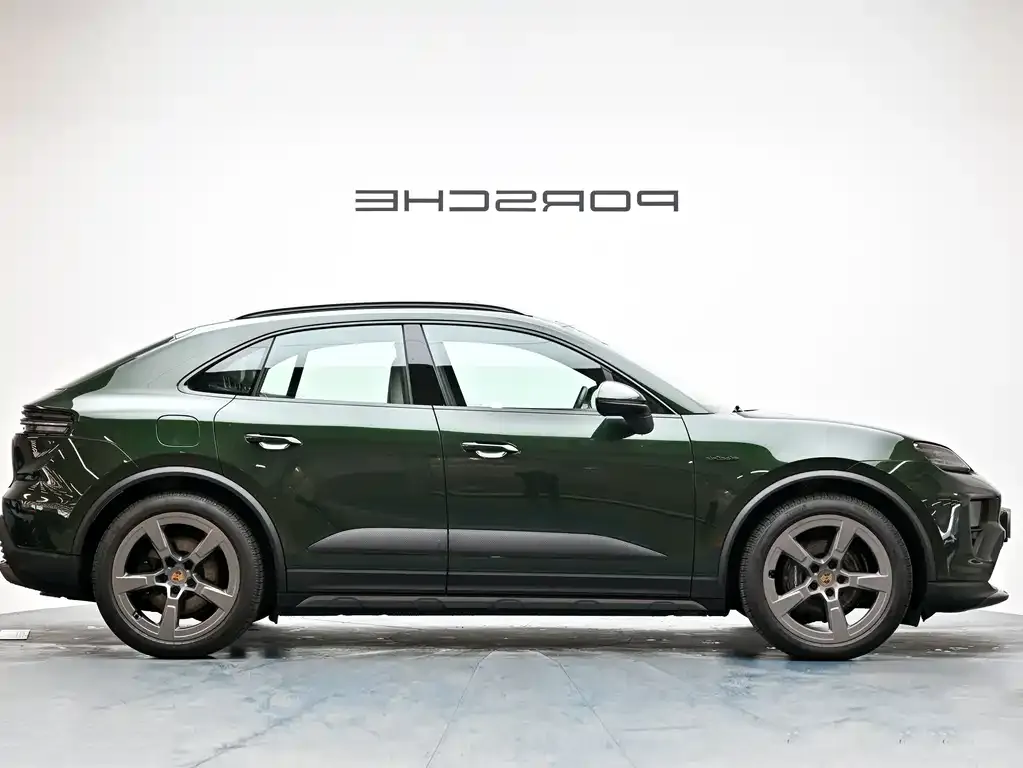 Porsche Macan EV 2024 из CN, фото 2