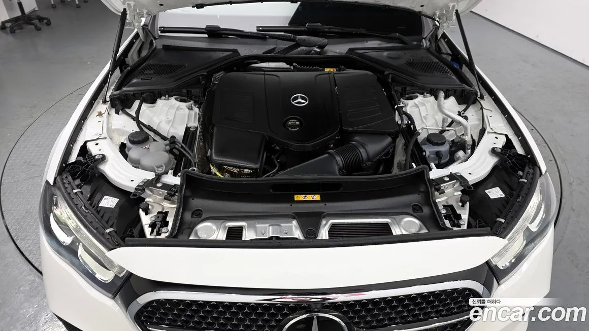Mercedes-Benz E-Class 2025 из KR, фото 10