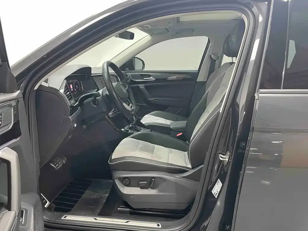 Volkswagen X 2022 из CN, фото 8