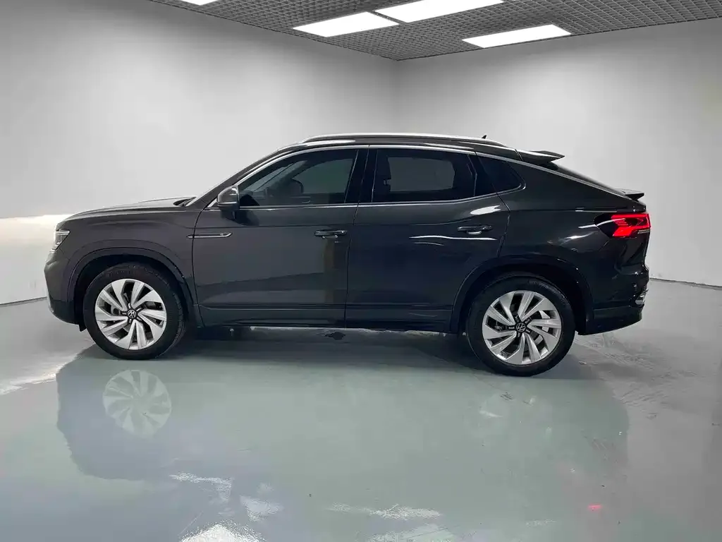 Volkswagen X 2022 из CN, фото 10