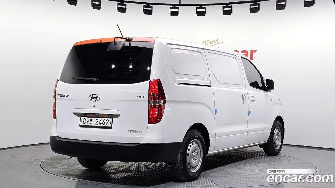 Hyundai Starex 2021 из KR, фото 2