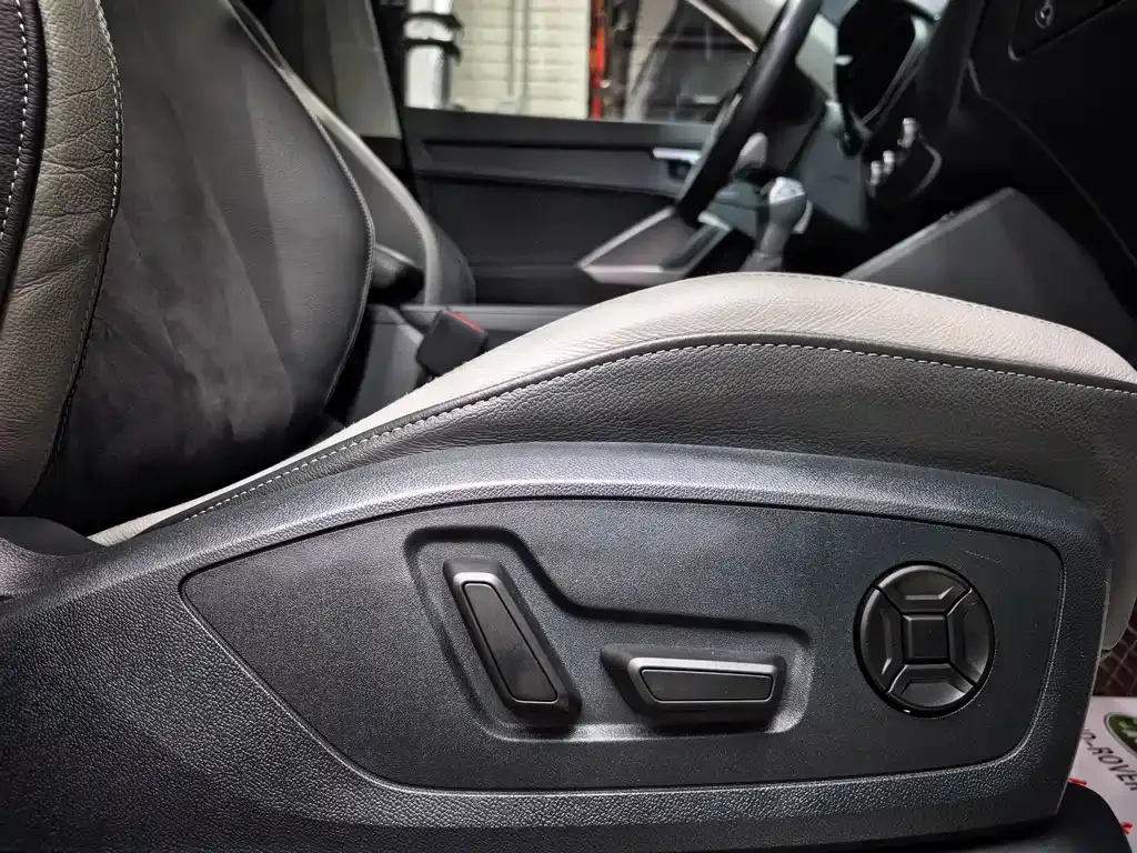 Audi Q3 2023 из CN, фото 10