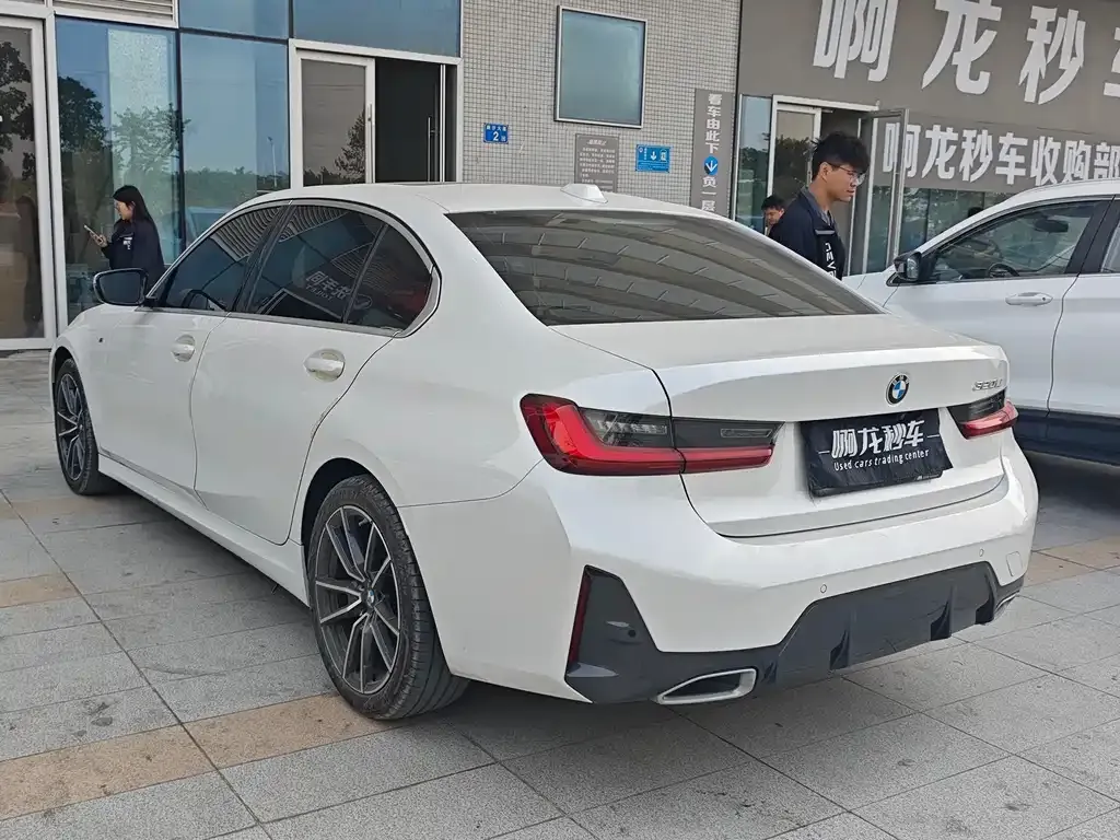 BMW 3 Series 2024 из CN, фото 7