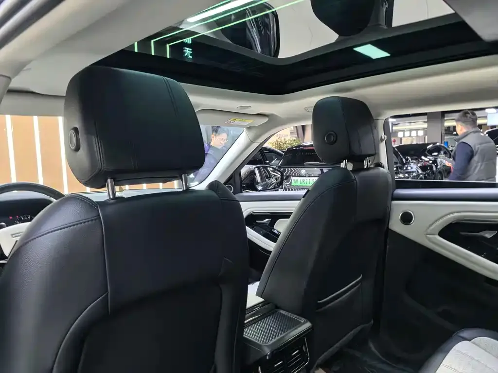 Land Rover Evoque 2022 из CN, фото 9