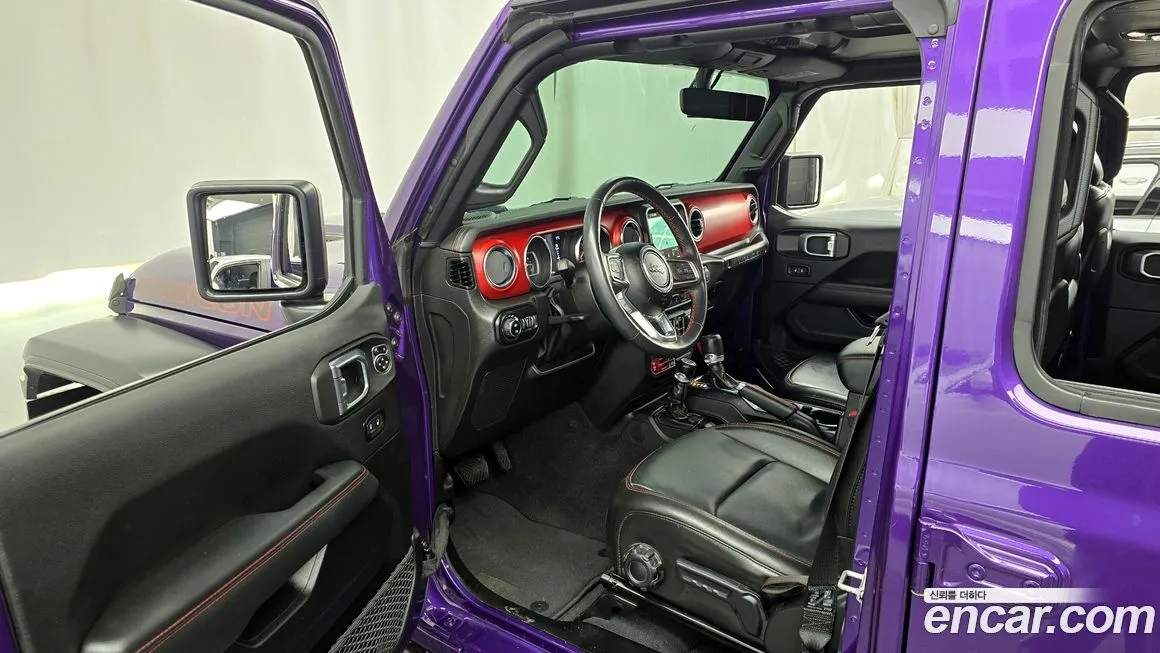 Jeep Wrangler 2023 из KR, фото 8