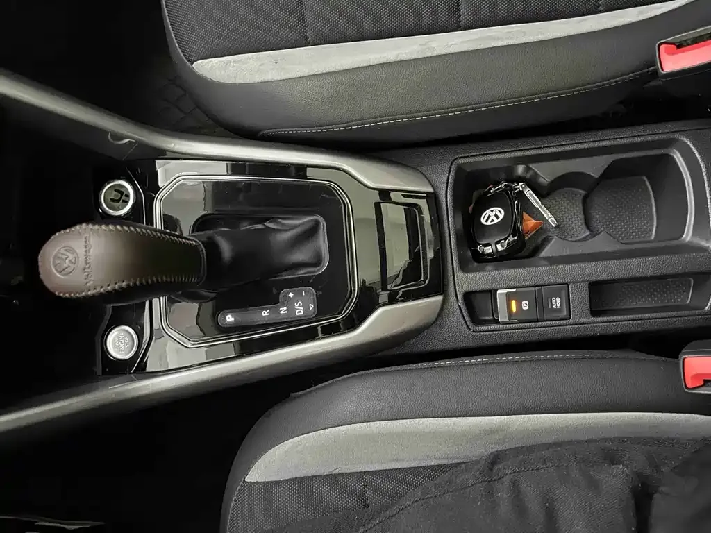 Volkswagen T-Roc 2022 из CN, фото 9
