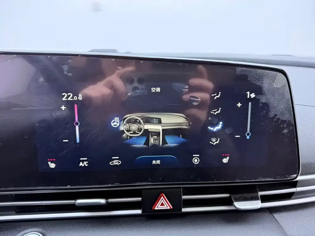 Hyundai Elantra 2021 из CN, фото 8