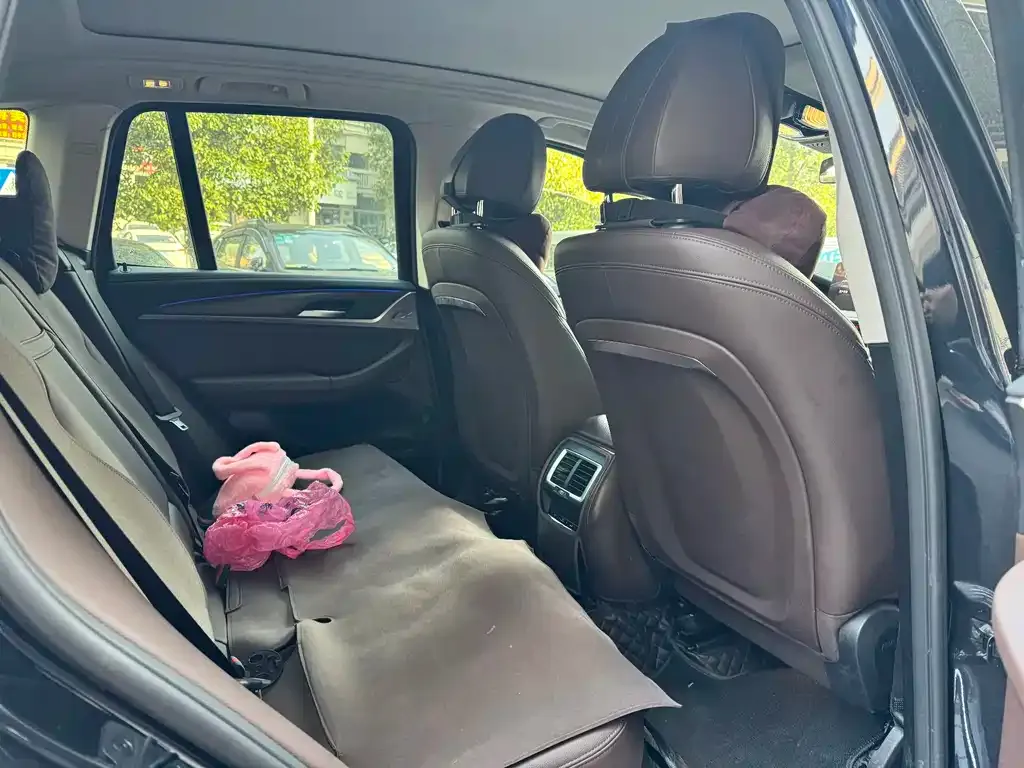 BMW X3 2022 из CN, фото 2