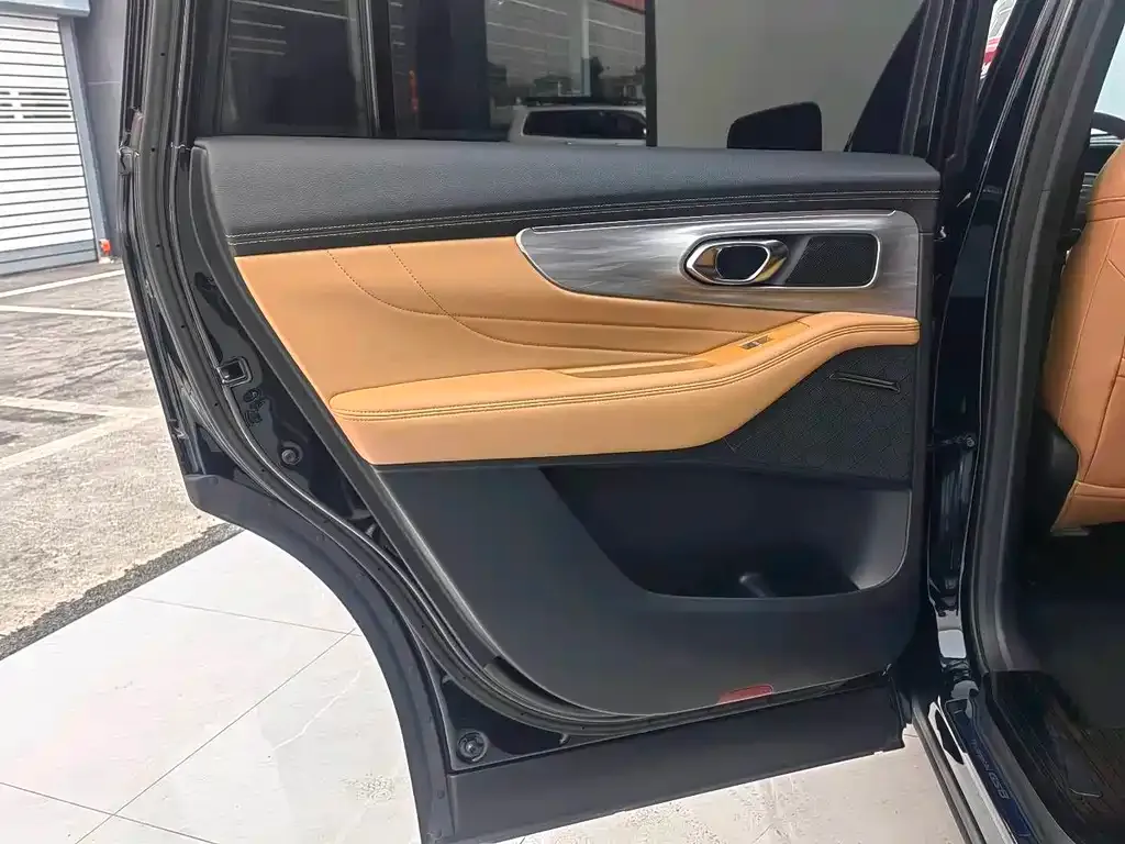 GAC Motor Trumpchi GS8 — фото 4