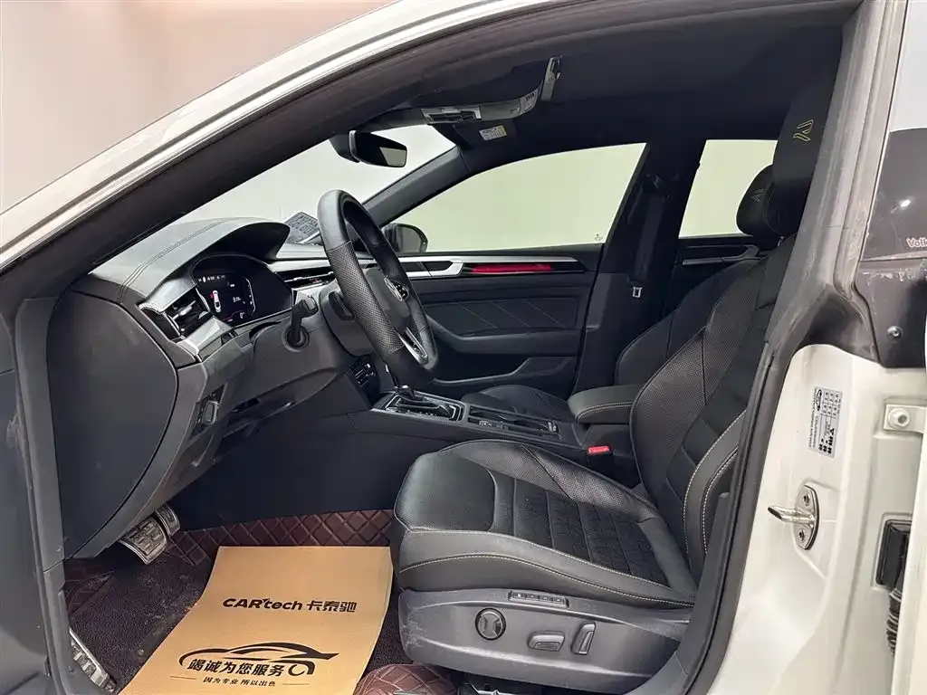 Volkswagen CC 2023 из CN, фото 3