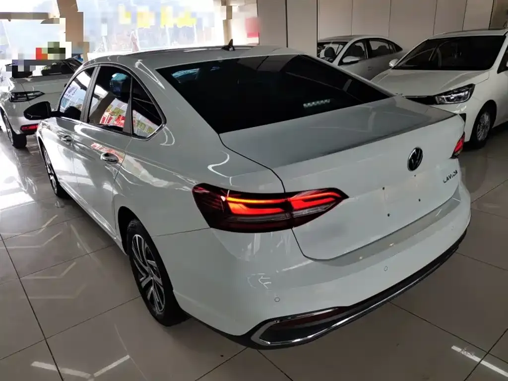 Volkswagen Lavida 2023 из CN, фото 4