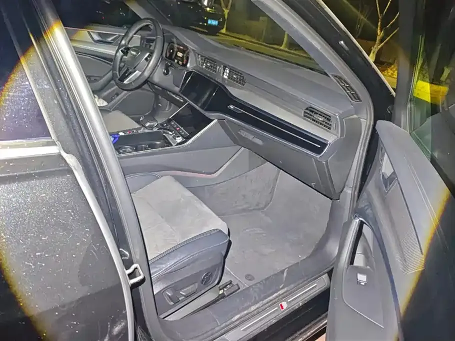 Audi A6L 2021 из CN, фото 3