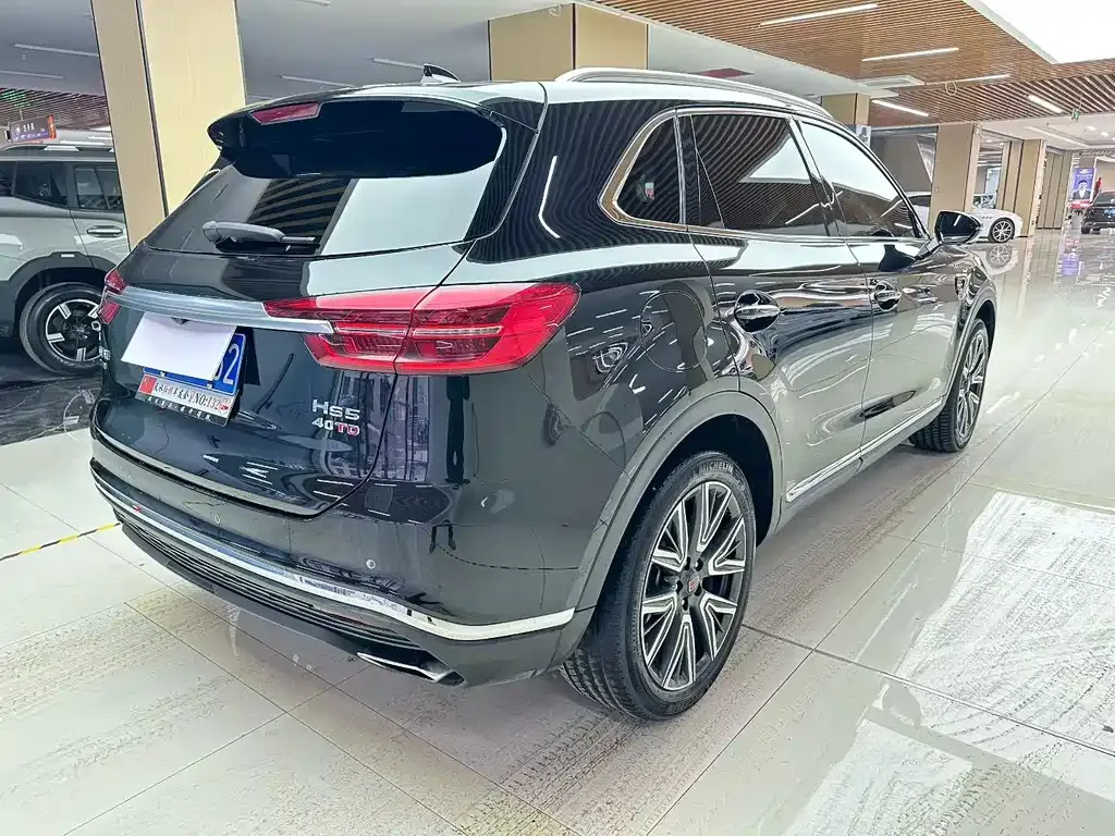 Hongqi HS5 — фото 4