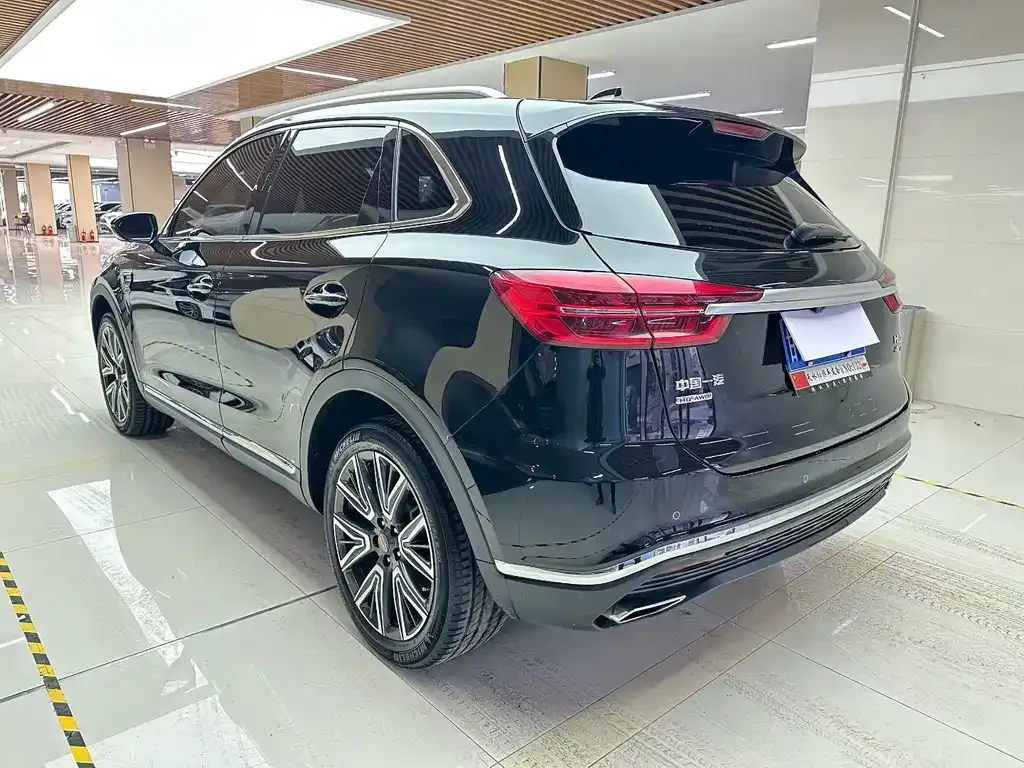 Hongqi HS5 — фото 3
