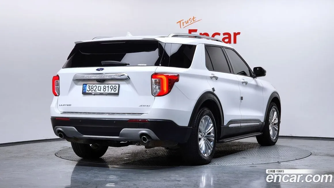 Ford Explorer 2021 из KR, фото 4